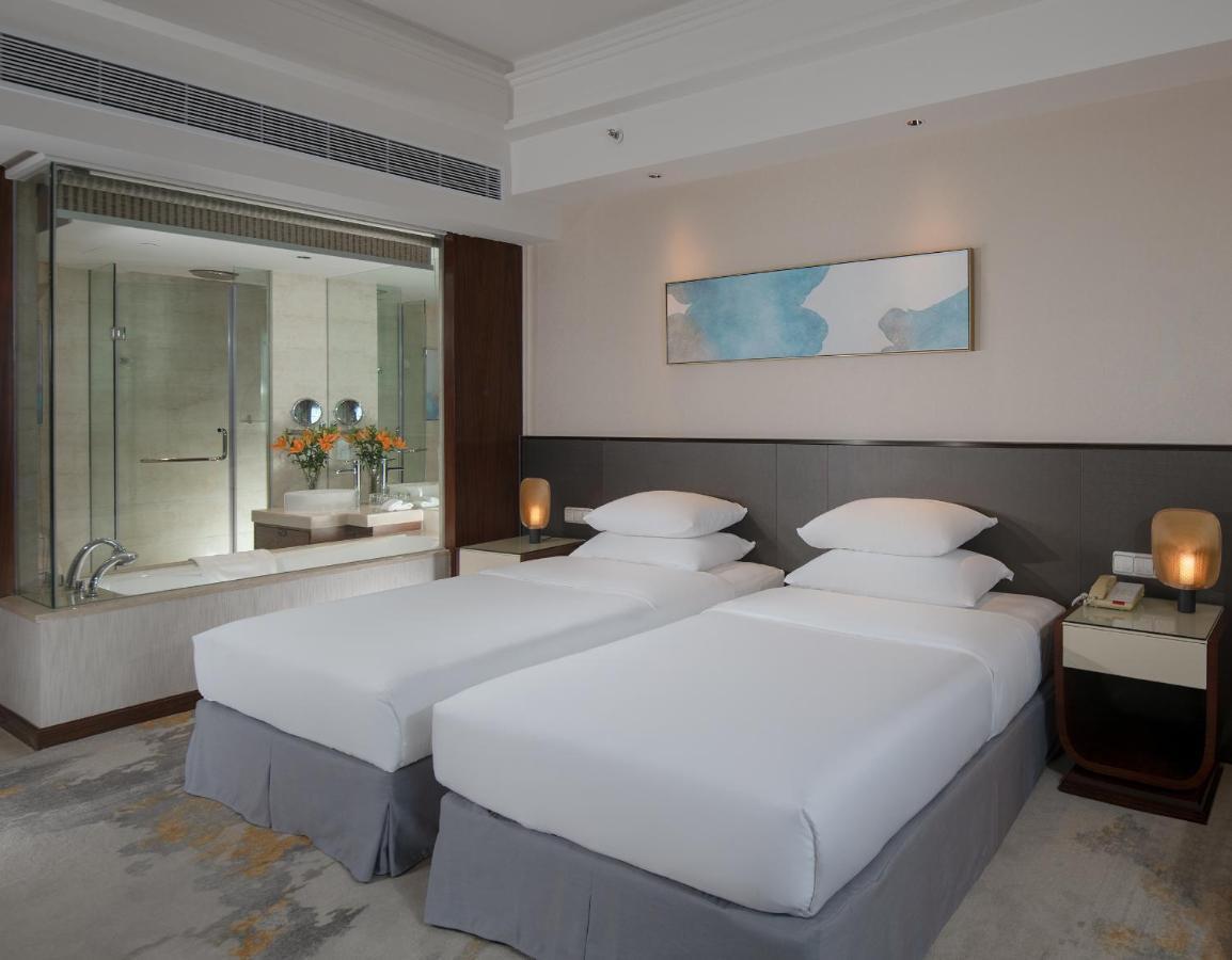 Golden Shining New Century Grand Hotel Beihai Eksteriør bilde